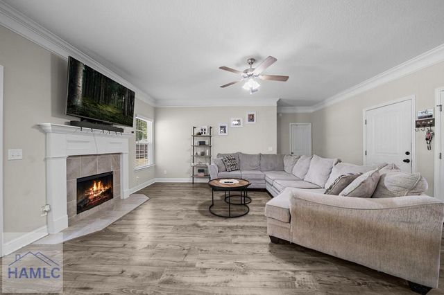 212 Fairview Drive NE, Ludowici, GA 31316