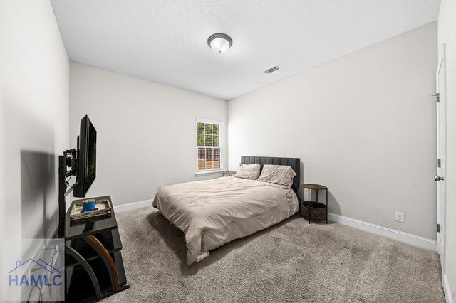 212 Fairview Drive NE, Ludowici, GA 31316