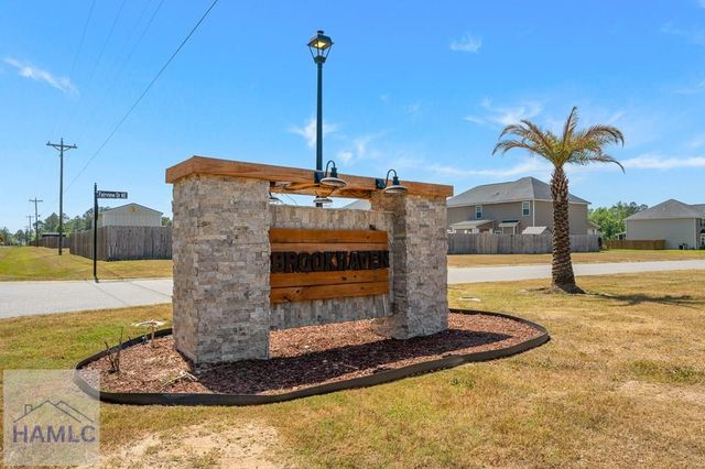 212 Fairview Drive NE, Ludowici, GA 31316