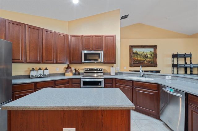 113 BLACKSTONE CREEK ROAD, Groveland, FL 34736