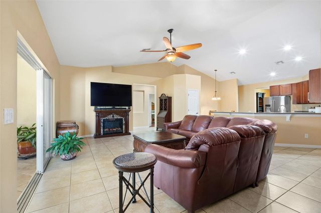 113 BLACKSTONE CREEK ROAD, Groveland, FL 34736