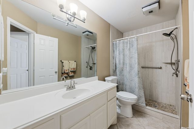 213 Bending Oak, New Braunfels, TX 78132