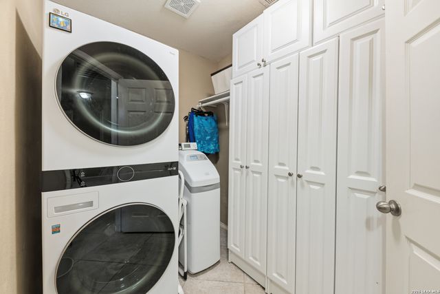 213 Bending Oak, New Braunfels, TX 78132