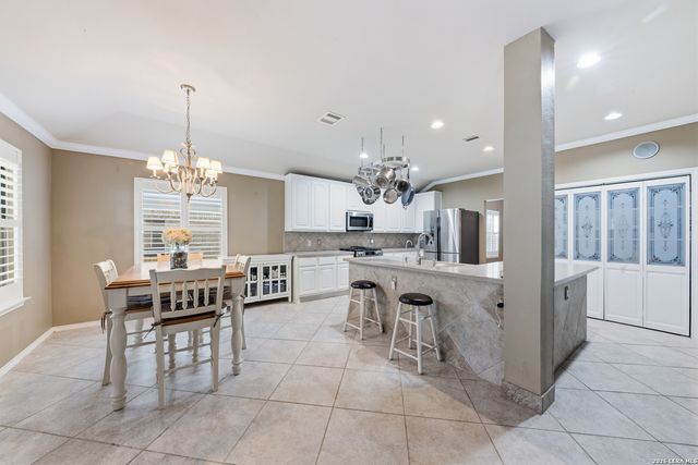 213 Bending Oak, New Braunfels, TX 78132