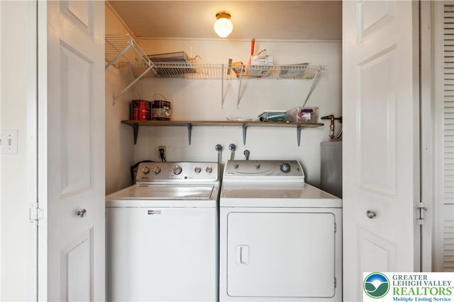 110 Drift Court B, Bethlehem Twp, PA 18020