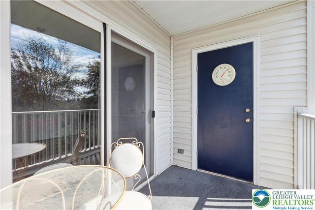 110 Drift Court B, Bethlehem Twp, PA 18020