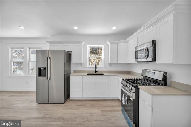 1415 PILGRIM AVE, West Deptford, NJ 08096