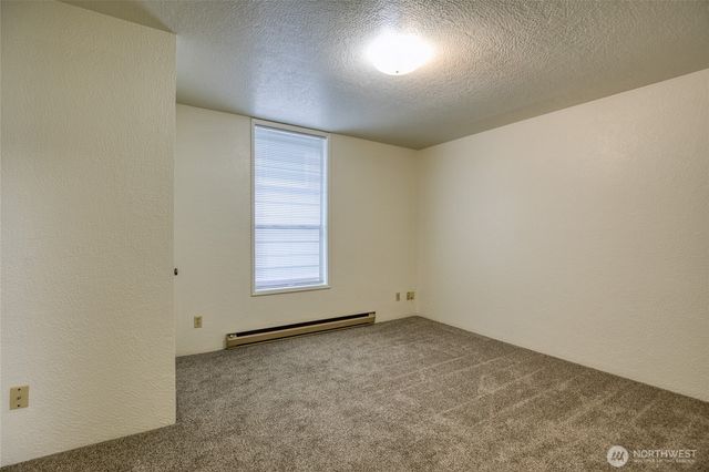 208 N H Street, Aberdeen, WA 98520