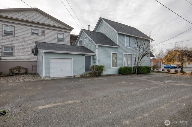 208 N H Street, Aberdeen, WA 98520