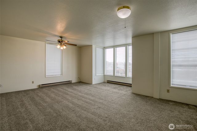 208 N H Street, Aberdeen, WA 98520