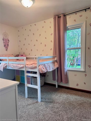 33103 Edgegrove, Fraser, MI 48026