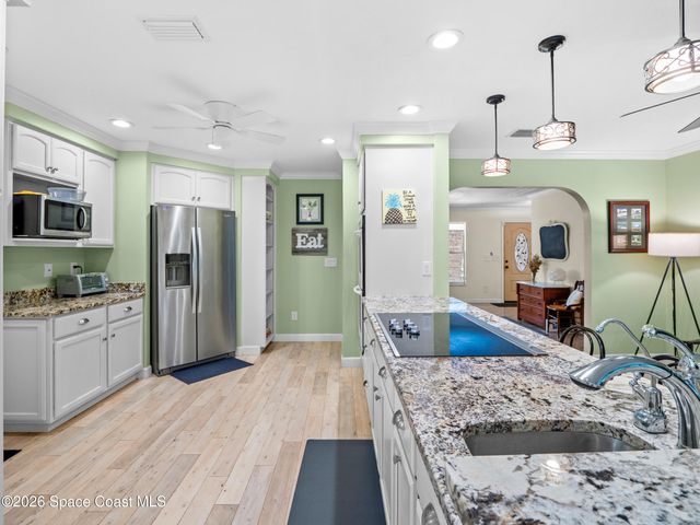 609 Manor Place, West Melbourne, FL 32904