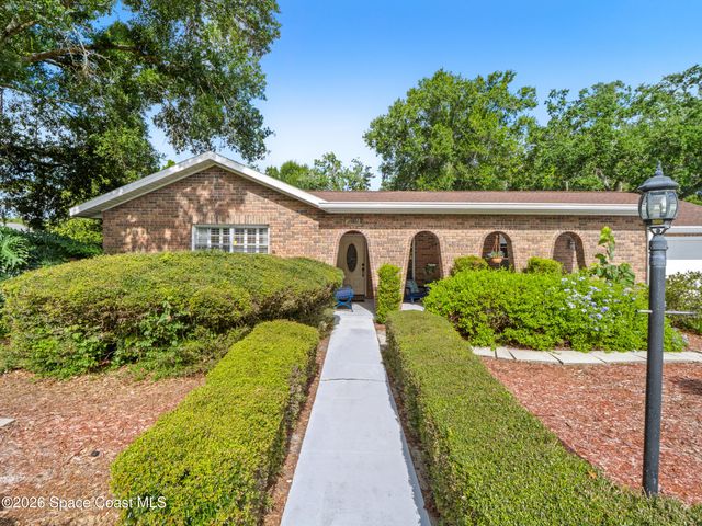 609 Manor Place, West Melbourne, FL 32904