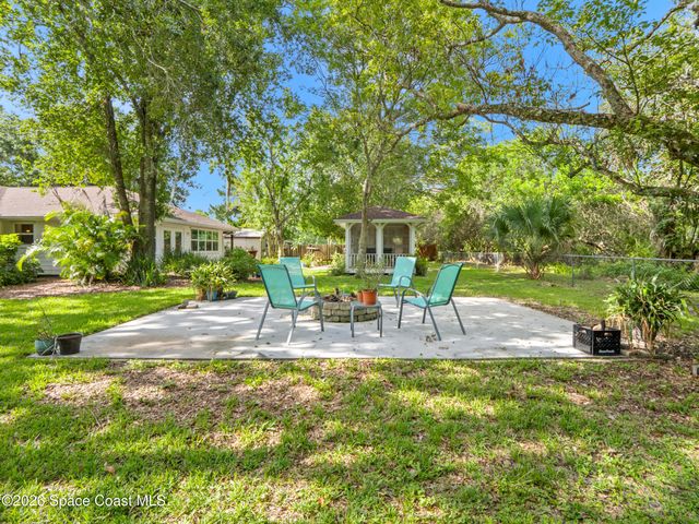 609 Manor Place, West Melbourne, FL 32904