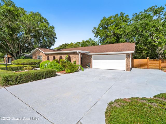 609 Manor Place, West Melbourne, FL 32904