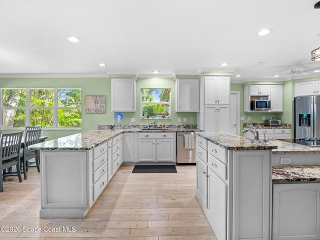 609 Manor Place, West Melbourne, FL 32904
