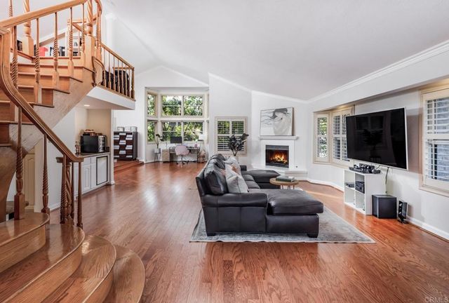 7351 Alicante Road, Carlsbad, CA 92009