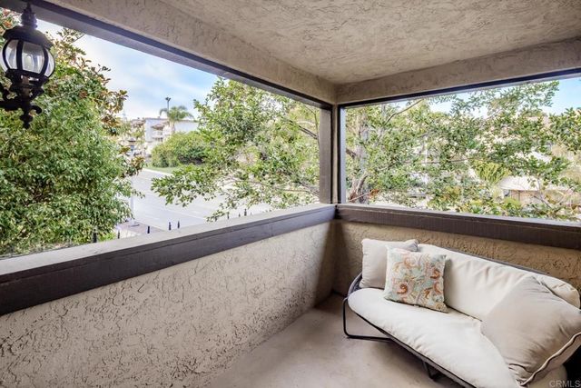 7351 Alicante Road, Carlsbad, CA 92009