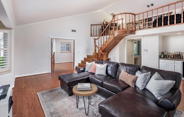 7351 Alicante Road, Carlsbad, CA 92009