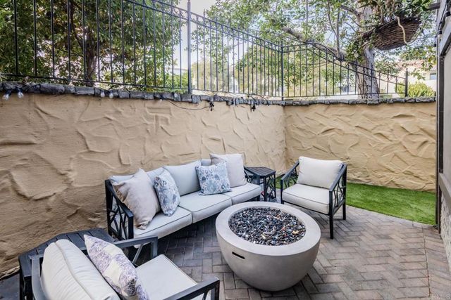 7351 Alicante Road, Carlsbad, CA 92009