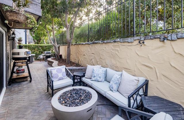 7351 Alicante Road, Carlsbad, CA 92009