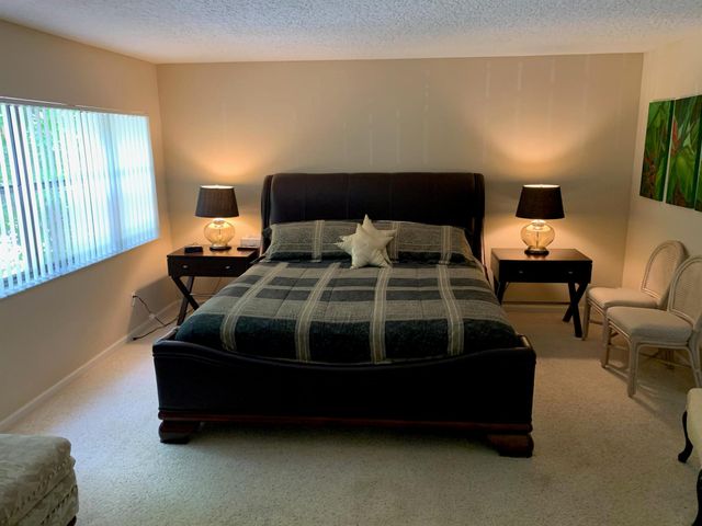 49 Uno Lago Drive, Juno Beach, FL 33408