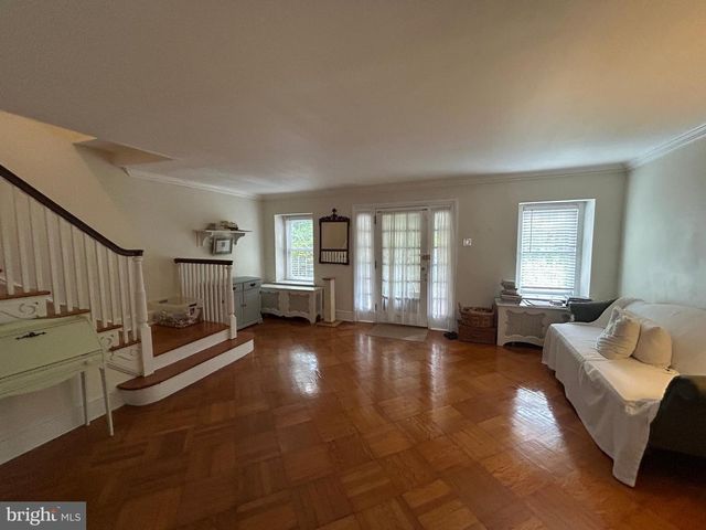 163 STONEWAY LN, Bala Cynwyd, PA 19004