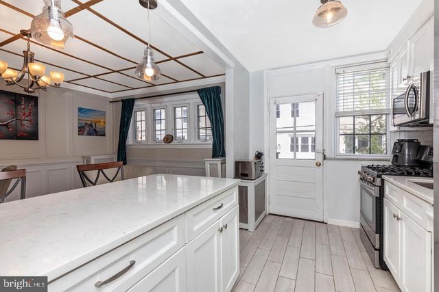 163 STONEWAY LN, Bala Cynwyd, PA 19004
