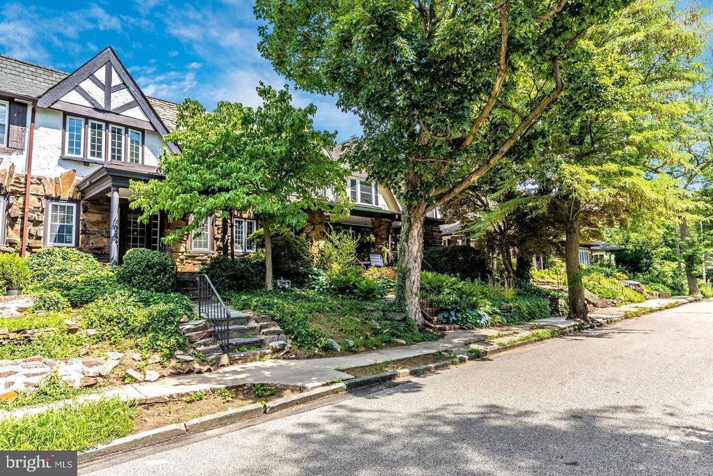 163 STONEWAY LN, Bala Cynwyd, PA 19004