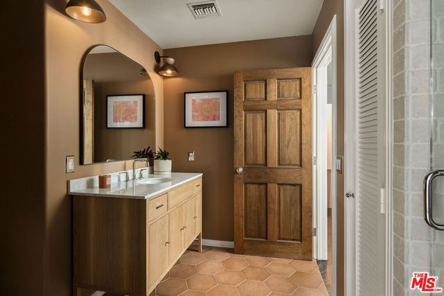 12317 Rochedale Lane, Los Angeles, CA 90049