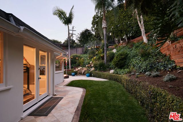 12317 Rochedale Lane, Los Angeles, CA 90049