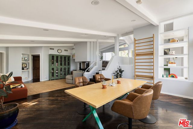 12317 Rochedale Lane, Los Angeles, CA 90049