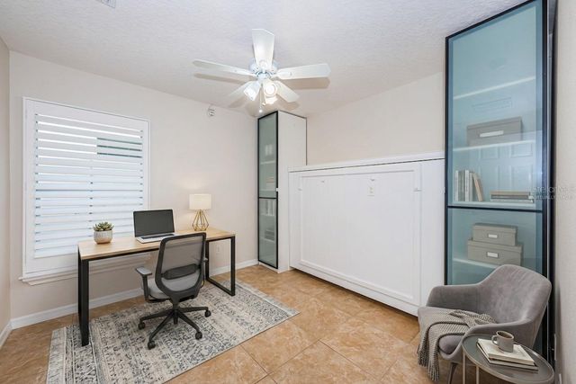 5119 21ST AVENUE N, St Petersburg, FL 33710