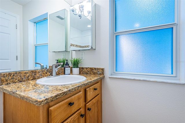 5119 21ST AVENUE N, St Petersburg, FL 33710