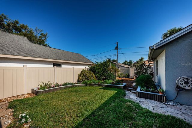 5119 21ST AVENUE N, St Petersburg, FL 33710