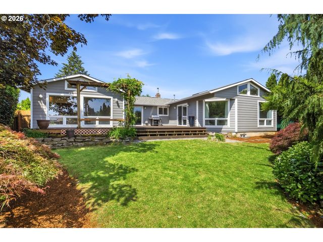 730 Se BARNES Ave, Gresham, OR 97080