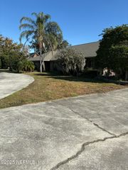 246 CRYSTAL COVE Drive, Palatka, FL 32177
