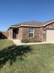 132 Proclamation Ave, Liberty Hill, TX 78642