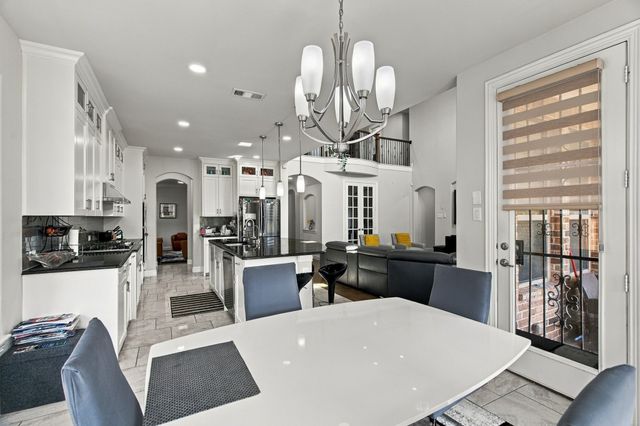 7211 Arches Avenue, Irving, TX 75063