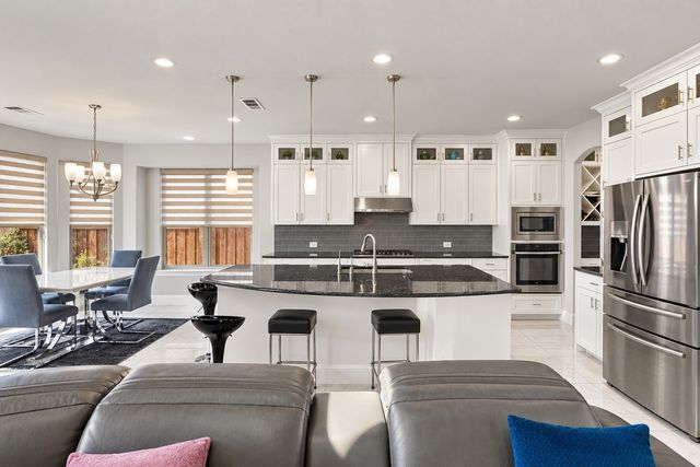 7211 Arches Avenue, Irving, TX 75063