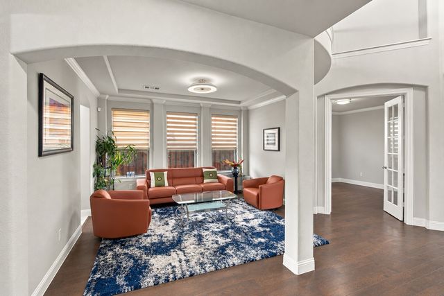 7211 Arches Avenue, Irving, TX 75063