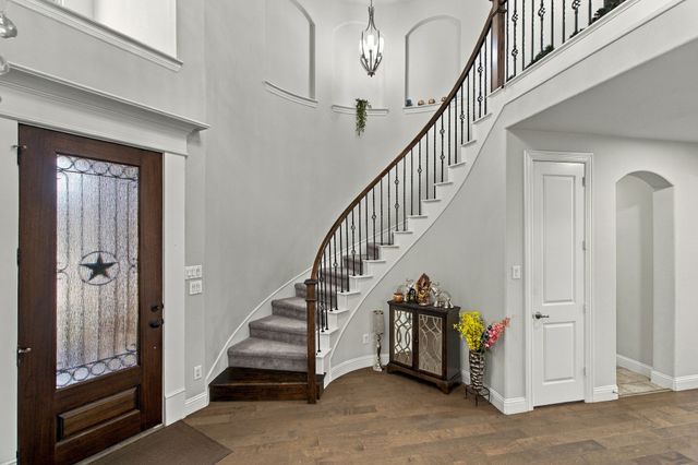 7211 Arches Avenue, Irving, TX 75063