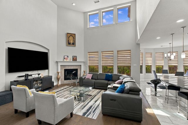 7211 Arches Avenue, Irving, TX 75063