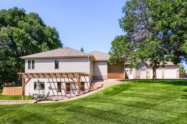 24014 113th Street NW, Zimmerman, MN 55398
