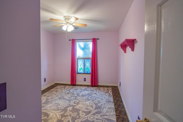 130 Humphreys Drive, Telford, TN 37690