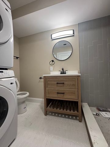 189 Pleasant 3, Marblehead, MA 01945