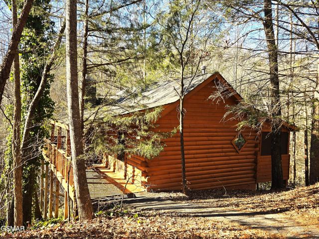 1580 Walt Price Road, Sevierville, TN 37876