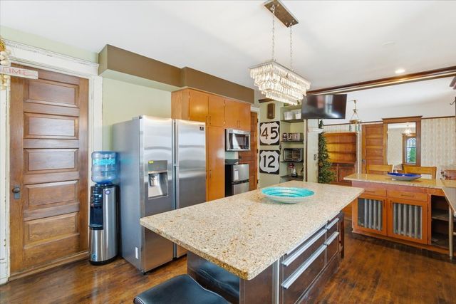 2716 Bethel Boulevard, Zion, IL 60099