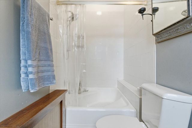 2716 Bethel Boulevard, Zion, IL 60099