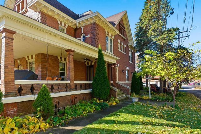 2716 Bethel Boulevard, Zion, IL 60099